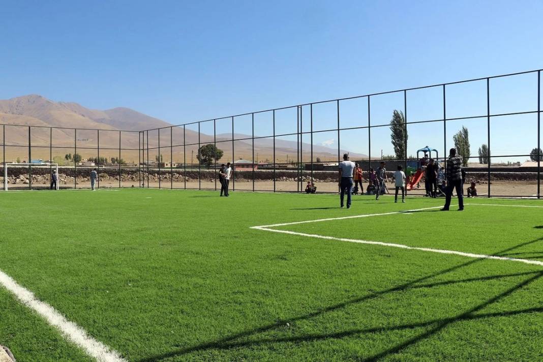 İlçedeki köyler arasında tek: Erkekler varken kadına sıcak bakmıyorduk ama... 14